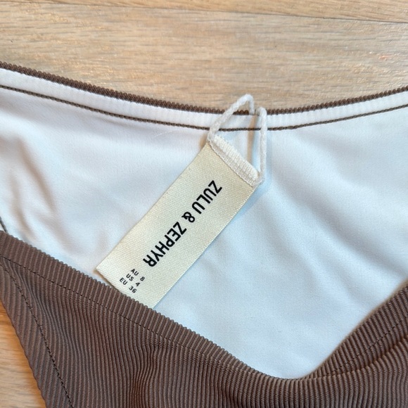 Zulu & Zephyr Brown Bikini Set - Picture 4 of 9